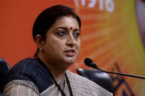 smriti irani alleges booth capture  amethi  congress forcibly