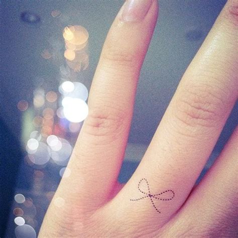 44 Sweet Bow Tattoos To Brighten Your Day