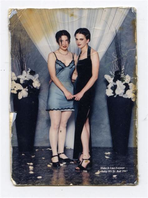 lesbian prom gallery heartwarming photos of girls taking girls to prom 1985 2014