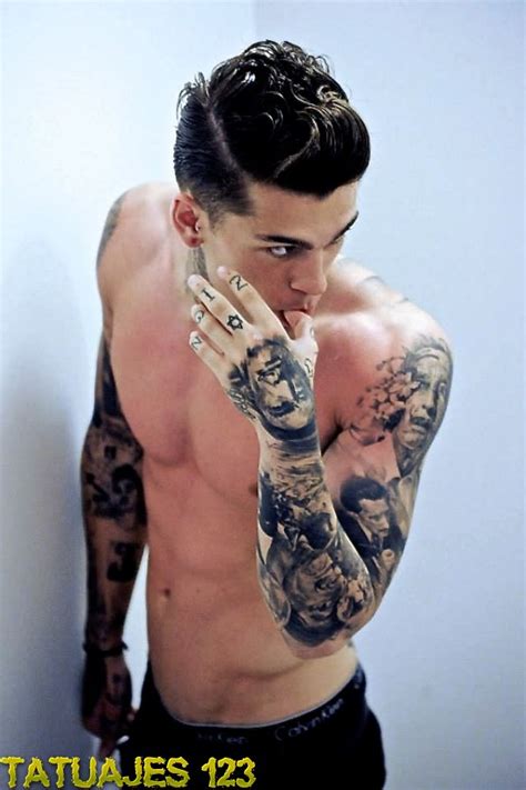 Hombre Tatuado Tatuajes 123