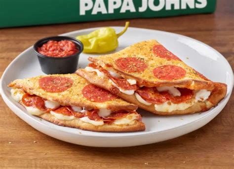 Papa Johns Debuts New Pepperoni Crusted Papadia The Greatest Barbecue