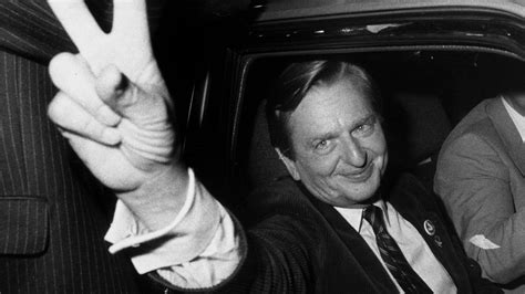 olof palme sweden thinks it knows who assassinated prime minister