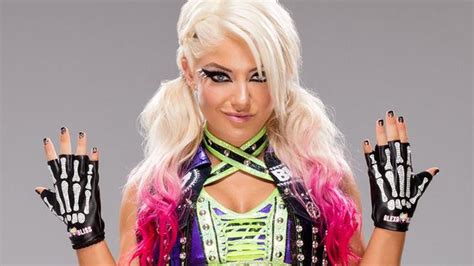 wwe alexa bliss nude pictures emerge after leak