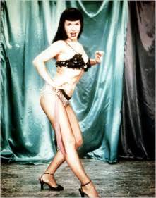 bettie page queen of pinups dies at 85 the new york times