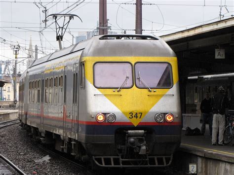 belgische spoorwegen nmbs krijgt stiptheid trein niet op orde