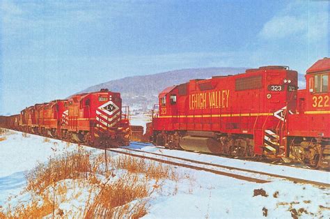 vintage railroad pictures lehigh valley train  cayuta