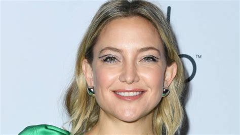 kate hudson sparks reaction with selfie from her bath hello