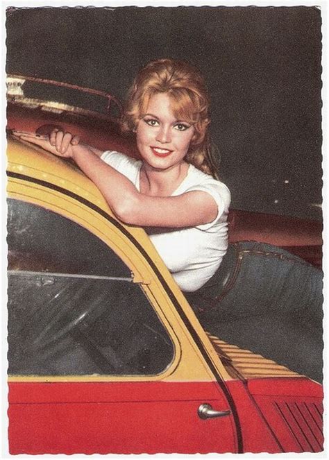 Vintage Pin Up Post Cards Of American And European Film