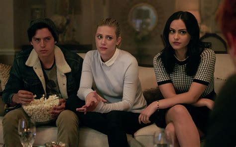 If The Riverdale Characters Had A Group Chat