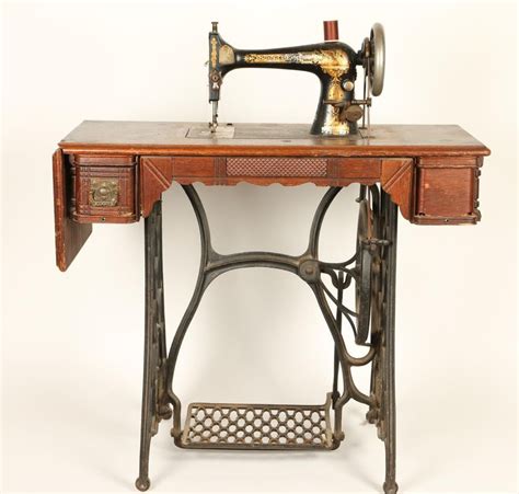 antique singer treadle sewing machine