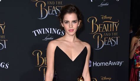Emma Watson Refuses To Take Selfies With Fans Here’s Why Emma