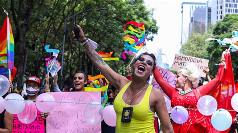 así se vive la marcha del orgullo lgbt en ciudad de méxico