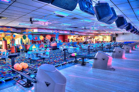 extreme glow or cosmic bowling in allen park