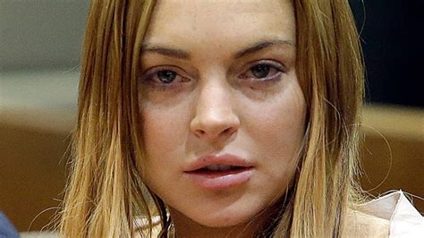 Lindsay Lohan Posts Revealing Selfie Fox News Video