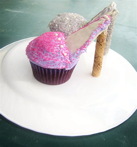 first attempt at making high heel cupcakes high heel cupcakes shoe