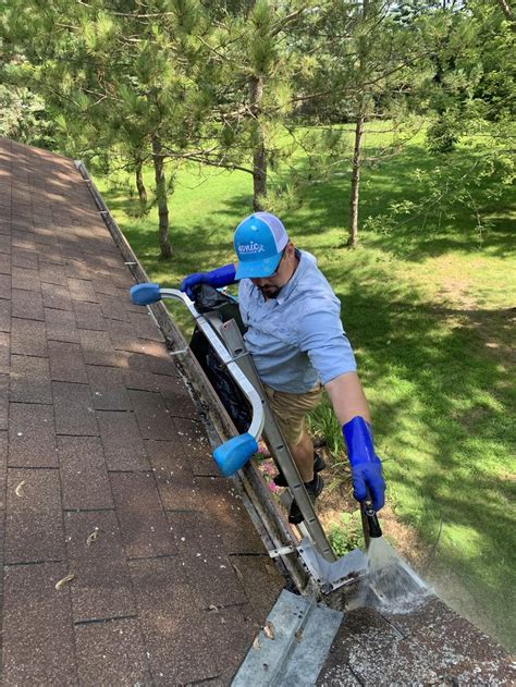gutter cleaning sonic services