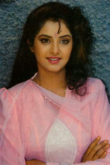 boolywood beauty divya bharti s incomplete films cute and sexy photos pics wallpapers