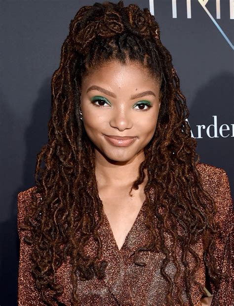 the little mermaid s halle bailey shares first look at herself in riset