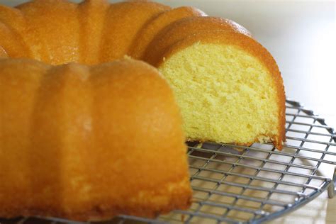 perfect butter cake crummb