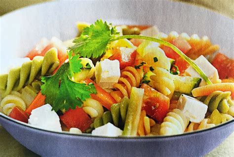 dietas  adelgazar ensalada de pasta  verduras al curry