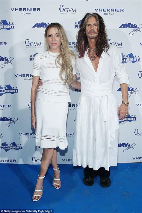 steven tyler holds hands with girlfriend aimee preston daily mail online