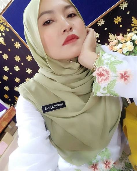 Cikgu Nurul Azwa Instagram