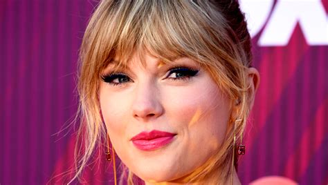 Taylor Swift Shares ‘hilarious Way Shes Staying In Touch With Loved