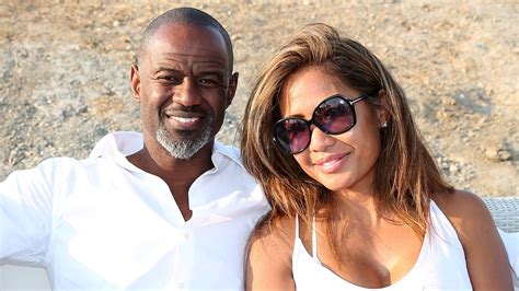 Brian Mcknight Marries Leilani Mendoza In New Year S Eve Ceremony