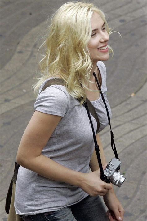 Scarlett Johansson Filming Vicky Cristina Barcelona
