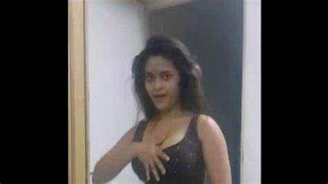Sexy Indian Babe Navneeta Dancing Shaking Bigtits Xxx Sex