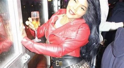 lil kim causes a stir on twitter with her return at the