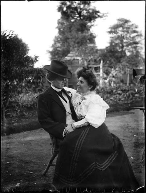 beautiful photographs of proud lesbian couples from the victorian era