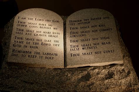church   ten commandments  gods glory  ministries