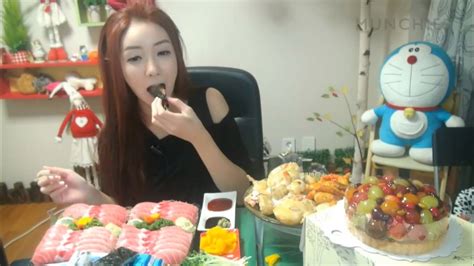 The Food Porn Superstars Of South Korea Mukbang Youtube