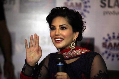 Sunny Leone Hot Hd Wallpapers