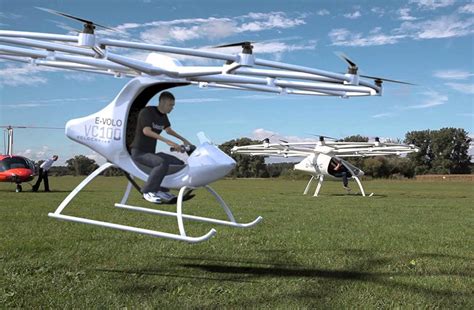volocopter  flying manned   witness  revolution  urban mobility intelligenthq