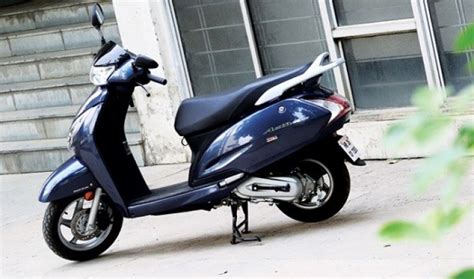colors   honda activa    loved