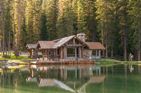 log home  montana   sale  architectural digest lake cabins cabins  cottages