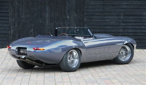 the eagle spyder gt pays perfect tribute to the jaguar e