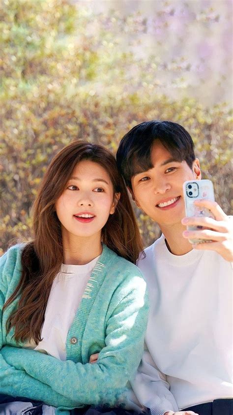 Download Korean Couple Selfie Wallpaper