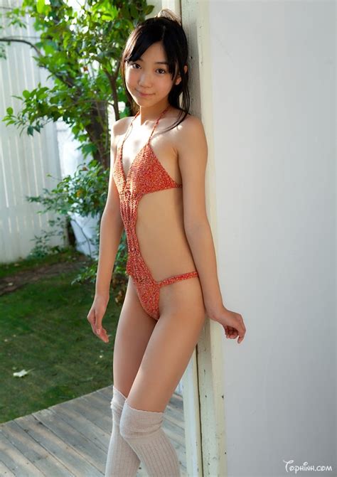 Hình Sex Bikini Gái 9x Nhật Bản