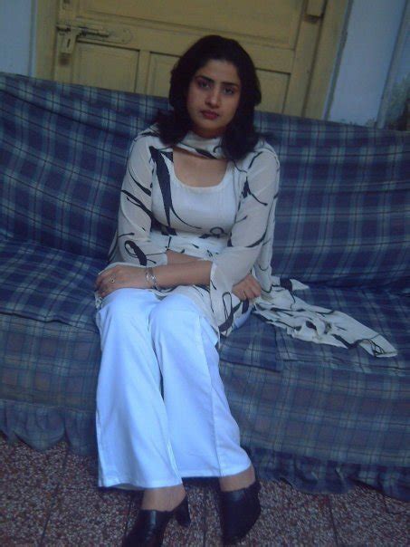 Lucy Nine Pakistani Arabic Indian And Tamil Hot Girls Pictures