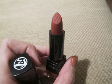 beauty hot squad  lipstick  blusher