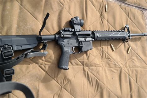 review springfield armory saint springfield brings  ar    earth concealed nation