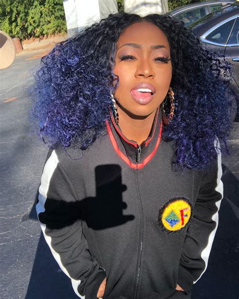 missy elliott becomes the first female rapper nominated