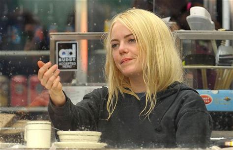 Emma Stone Is Blonde And Shabby On The Set Of Maniac Tom Lorenzo