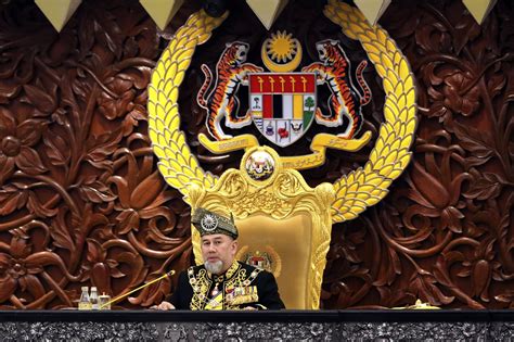 sultan  malaysia sultan  pahang crowned  king  malaysia main english edition
