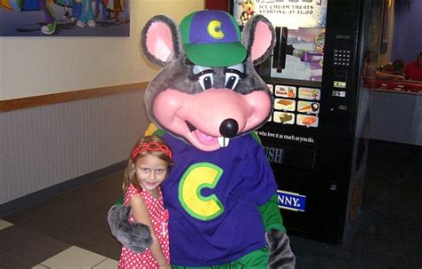 Chuck E Cheese Mascot Replaced With Guitar Playing Rock Star Daily