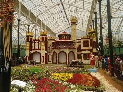 independence day flower show at lalbagh bangalore 2015 photos images