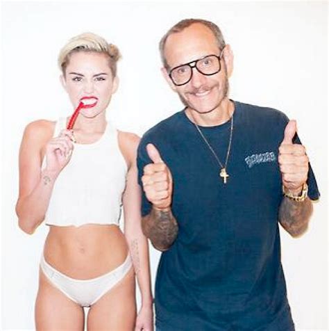 miley cyrus 21 controversial moments mirror online